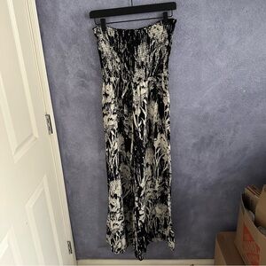 Angie Strapless Jumpsuit w/ Pockets (Used—Excellent) • Size: S